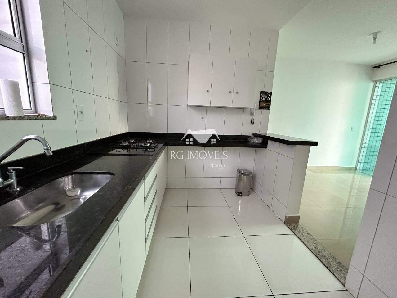 Apartamento à venda com 3 quartos, 81m² - Foto 8