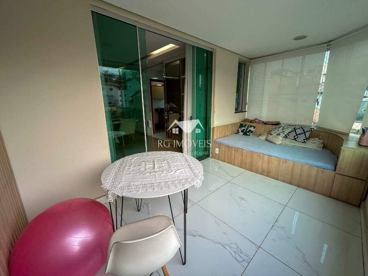 Cobertura à venda com 4 quartos, 180m² - Foto 6