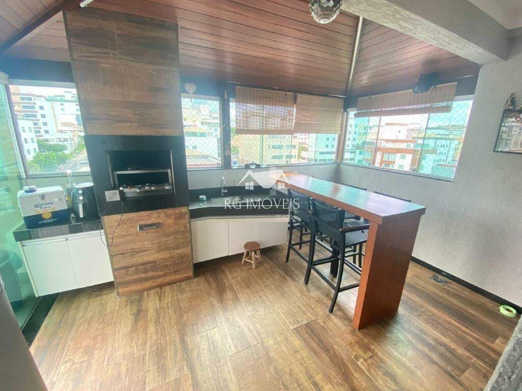 Cobertura à venda com 3 quartos, 251m² - Foto 4