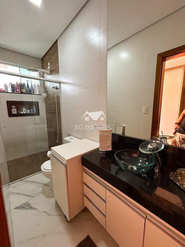 Casa à venda com 3 quartos, 210m² - Foto 21