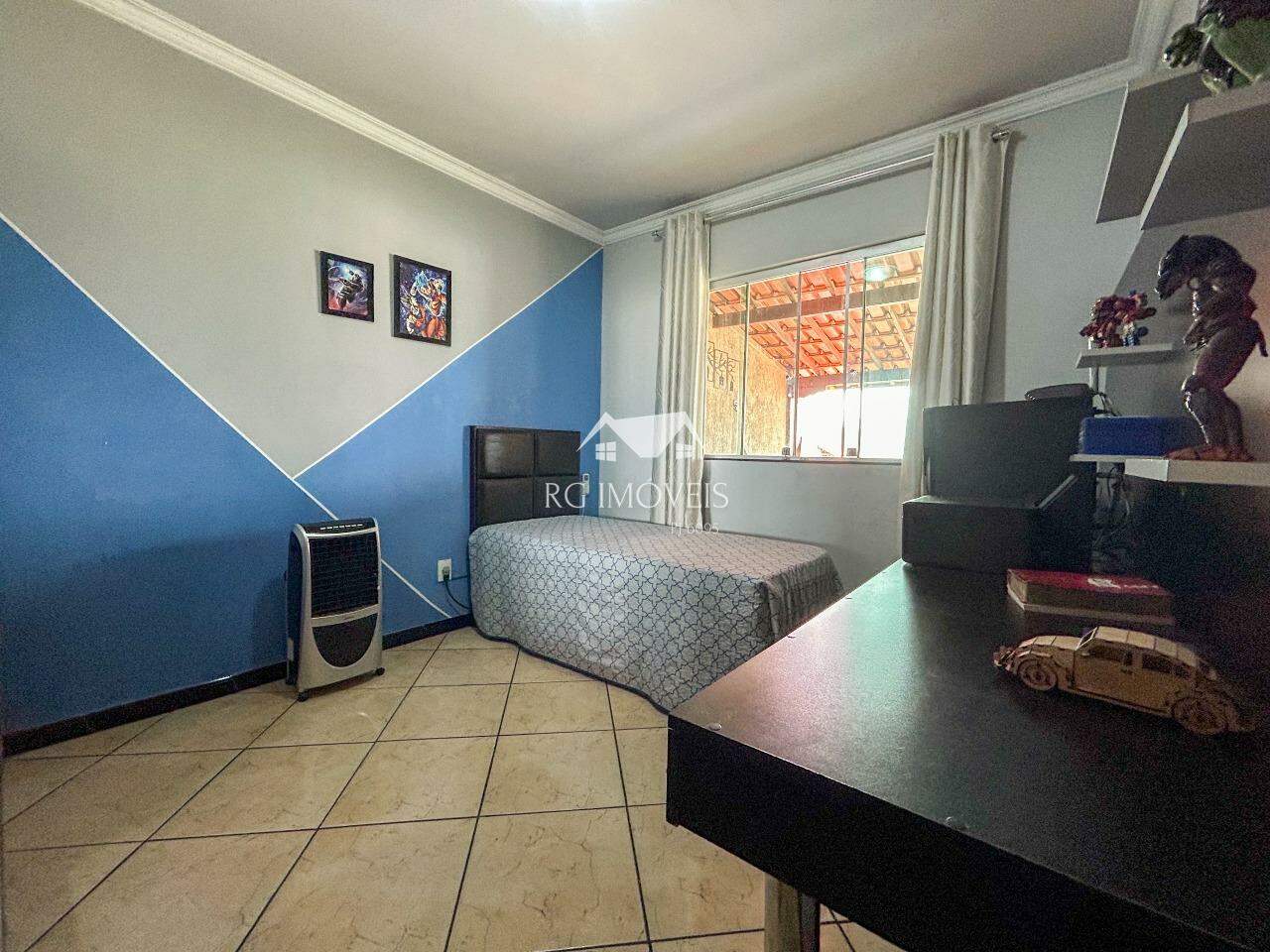 Casa à venda com 3 quartos, 261m² - Foto 9