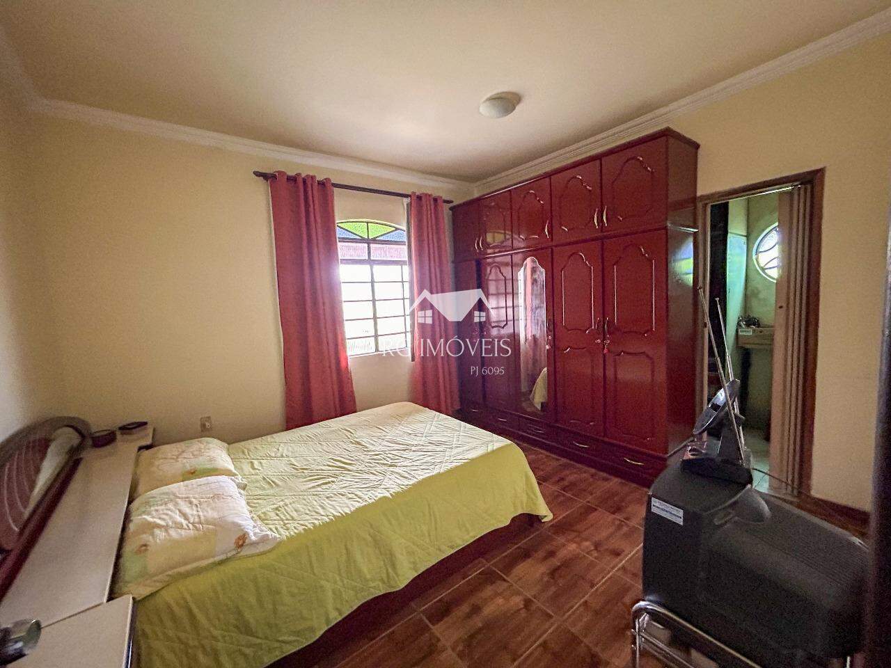 Casa à venda com 3 quartos, 261m² - Foto 20