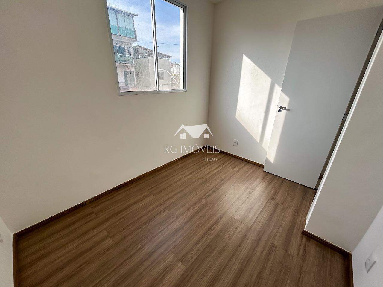 Apartamento à venda com 2 quartos, 43m² - Foto 11