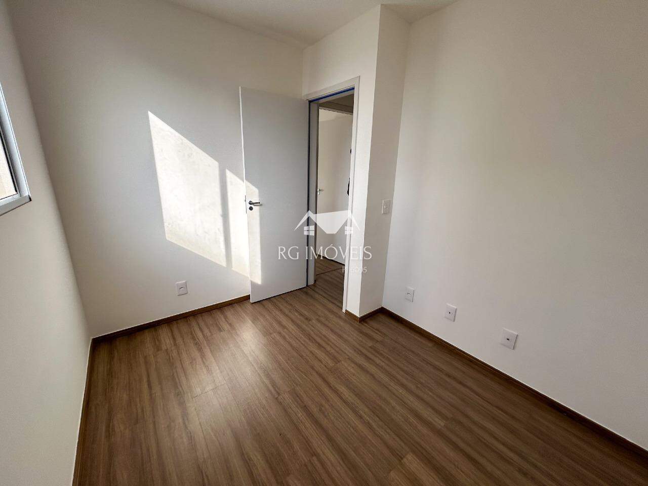 Apartamento à venda com 2 quartos, 43m² - Foto 9