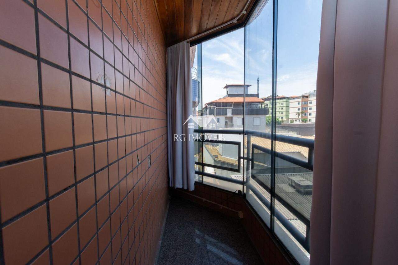 Cobertura à venda com 3 quartos, 200m² - Foto 13