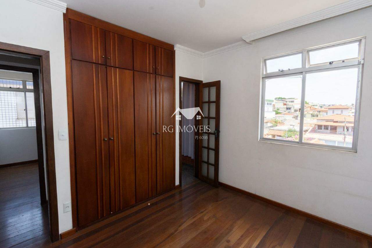 Cobertura à venda com 3 quartos, 200m² - Foto 11