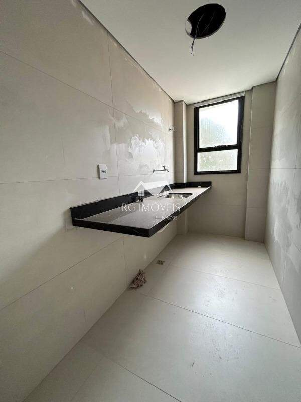 Apartamento à venda com 3 quartos, 107m² - Foto 6