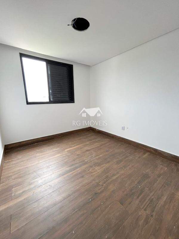 Apartamento à venda com 3 quartos, 107m² - Foto 8