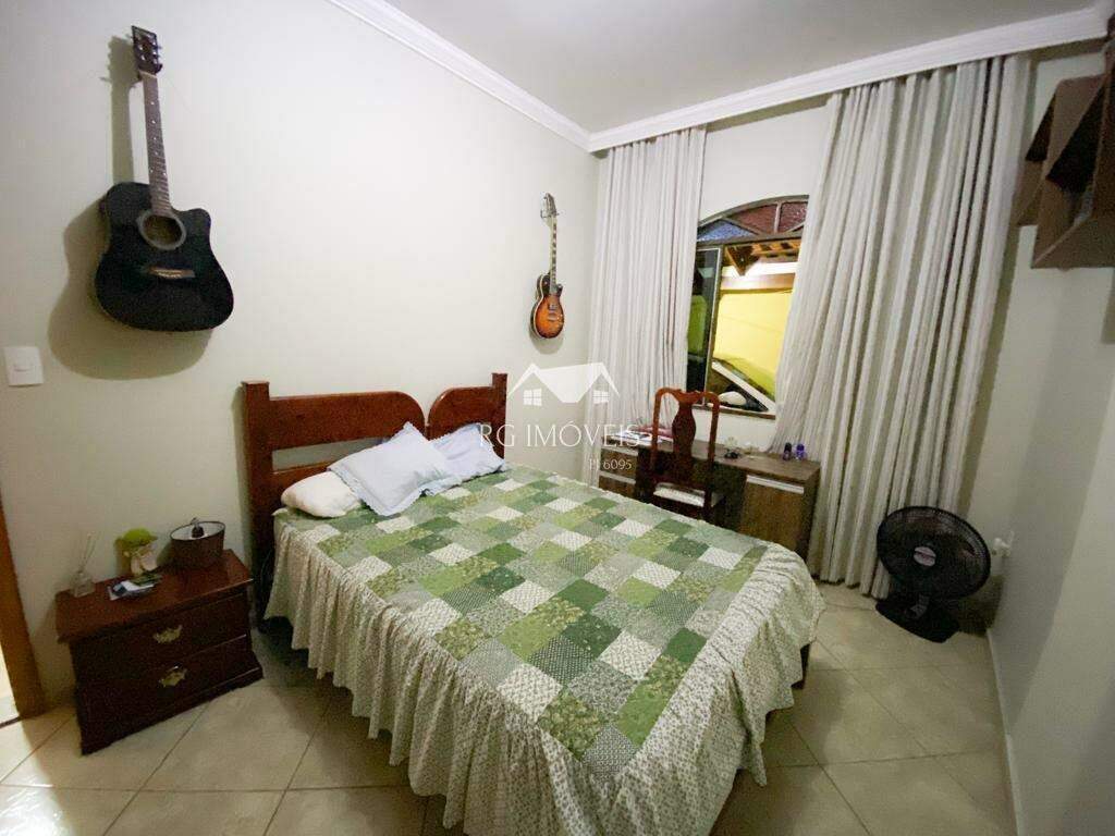 Casa à venda com 3 quartos, 405m² - Foto 10