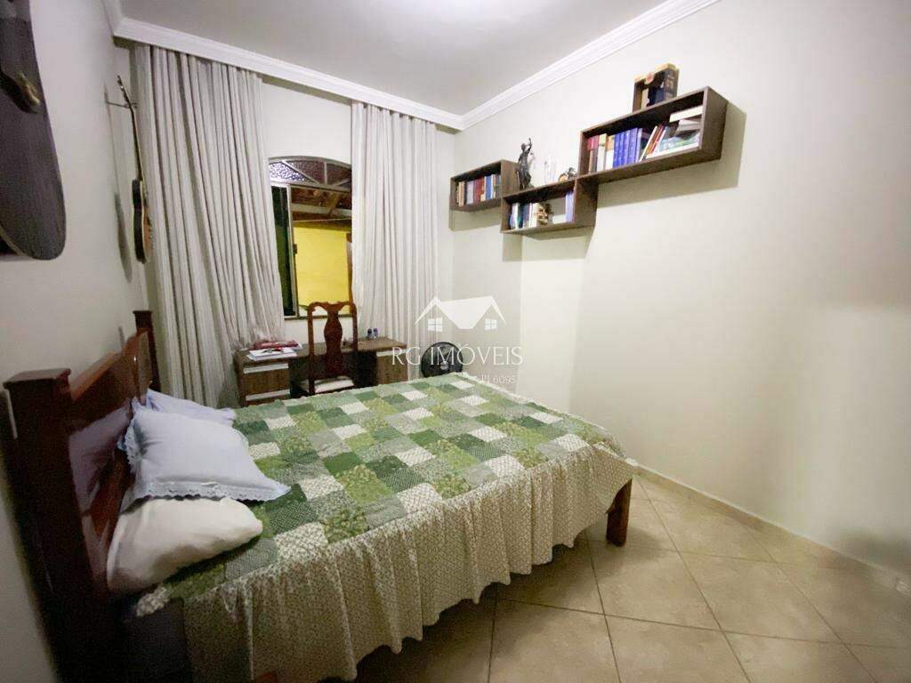 Casa à venda com 3 quartos, 405m² - Foto 11