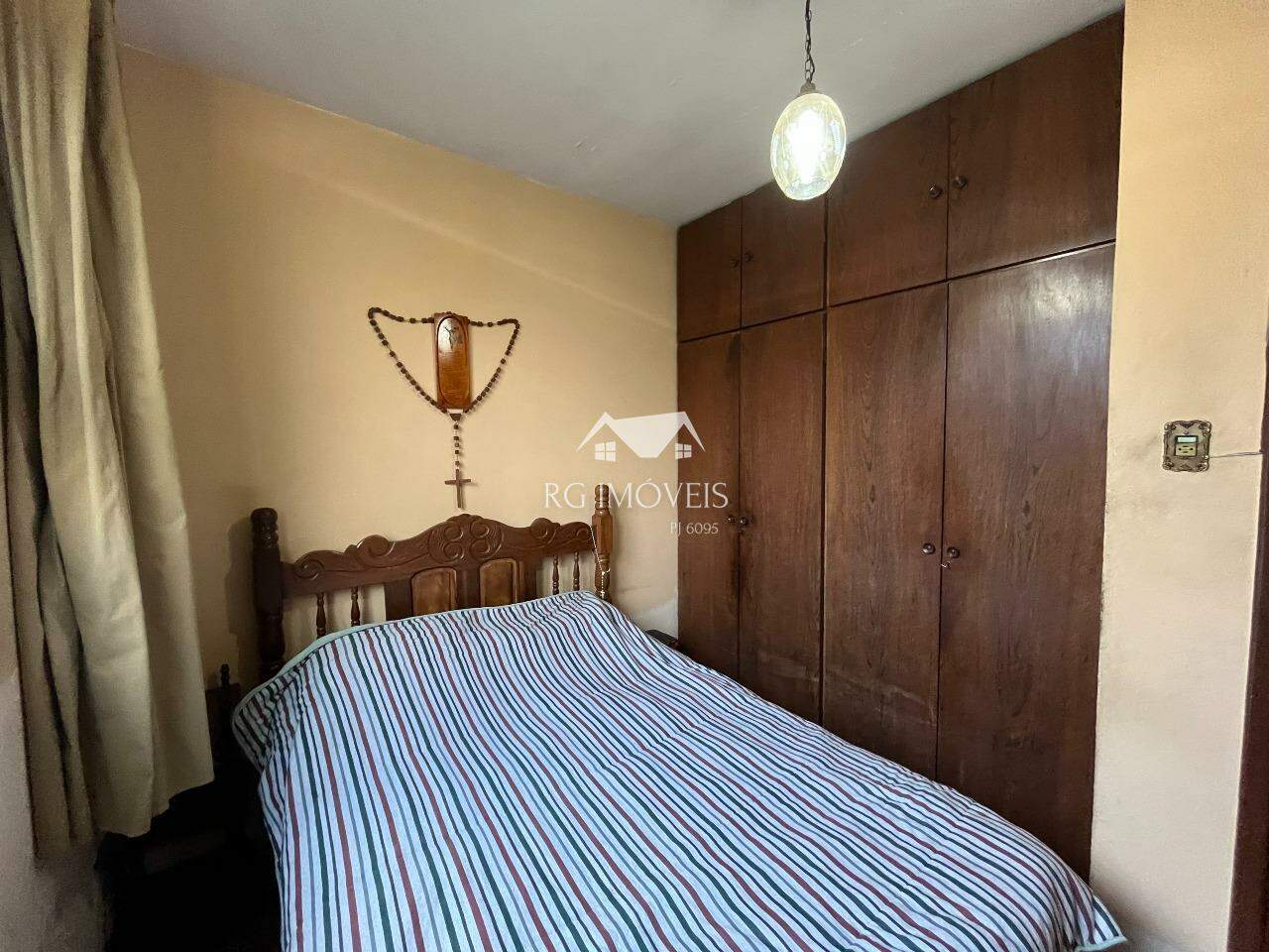 Casa à venda com 4 quartos, 200m² - Foto 10