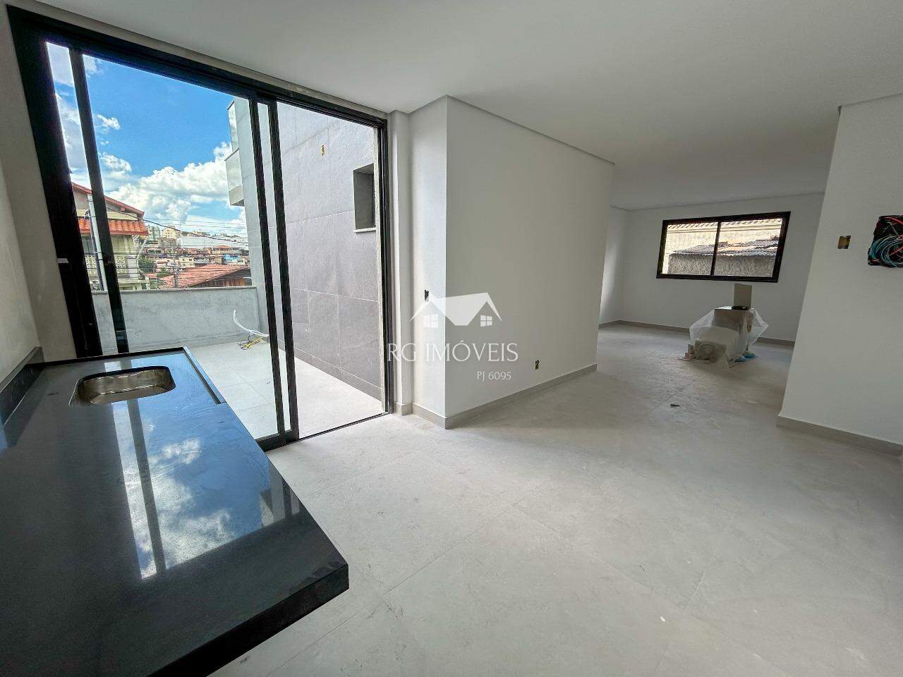 Apartamento à venda com 2 quartos, 95m² - Foto 1