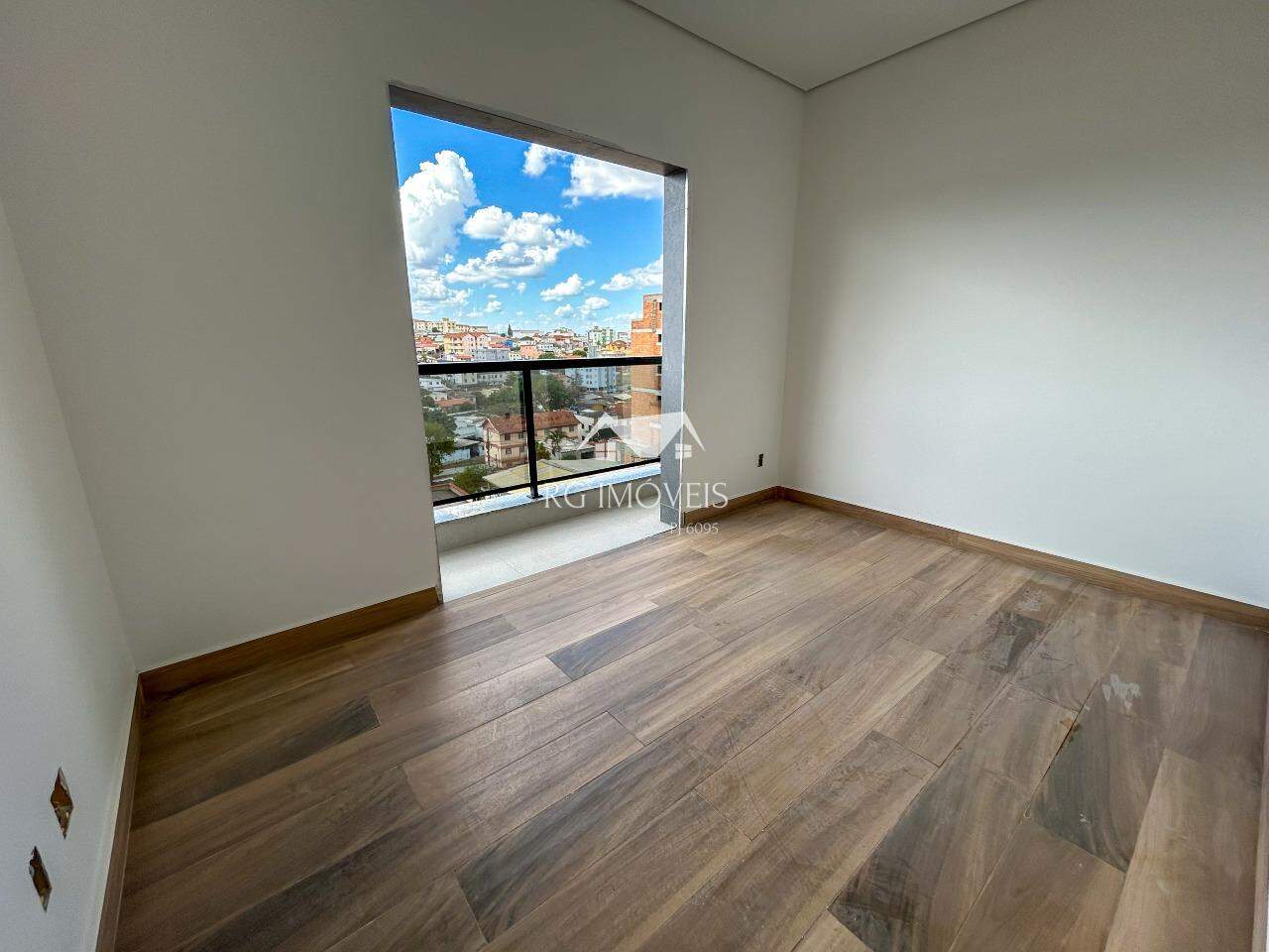 Apartamento à venda com 2 quartos, 95m² - Foto 10