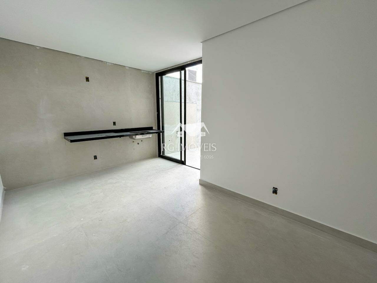 Apartamento à venda com 2 quartos, 95m² - Foto 4