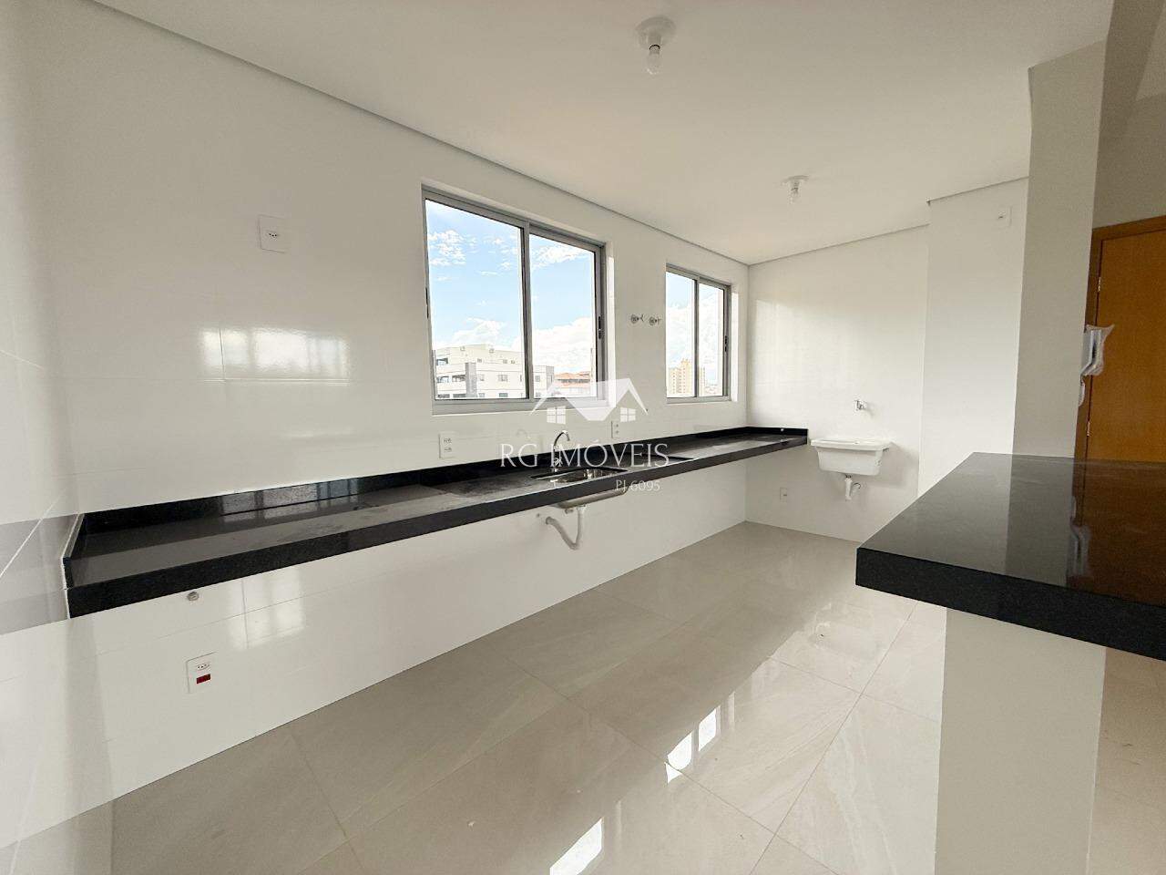 Cobertura à venda com 3 quartos, 170m² - Foto 2