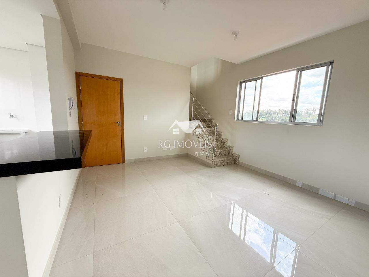 Cobertura à venda com 3 quartos, 170m² - Foto 3