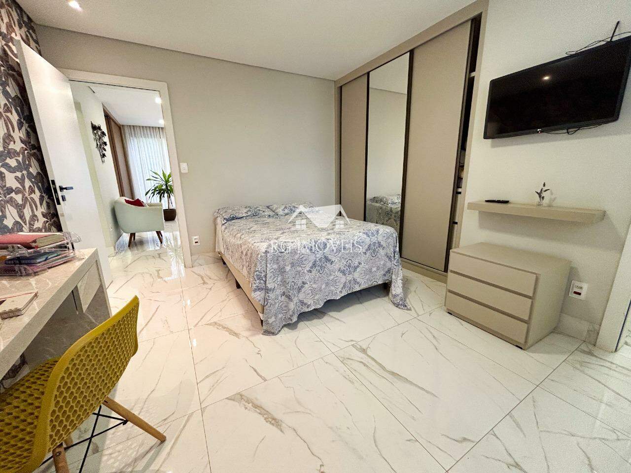 Casa de Condomínio à venda com 4 quartos, 477m² - Foto 13