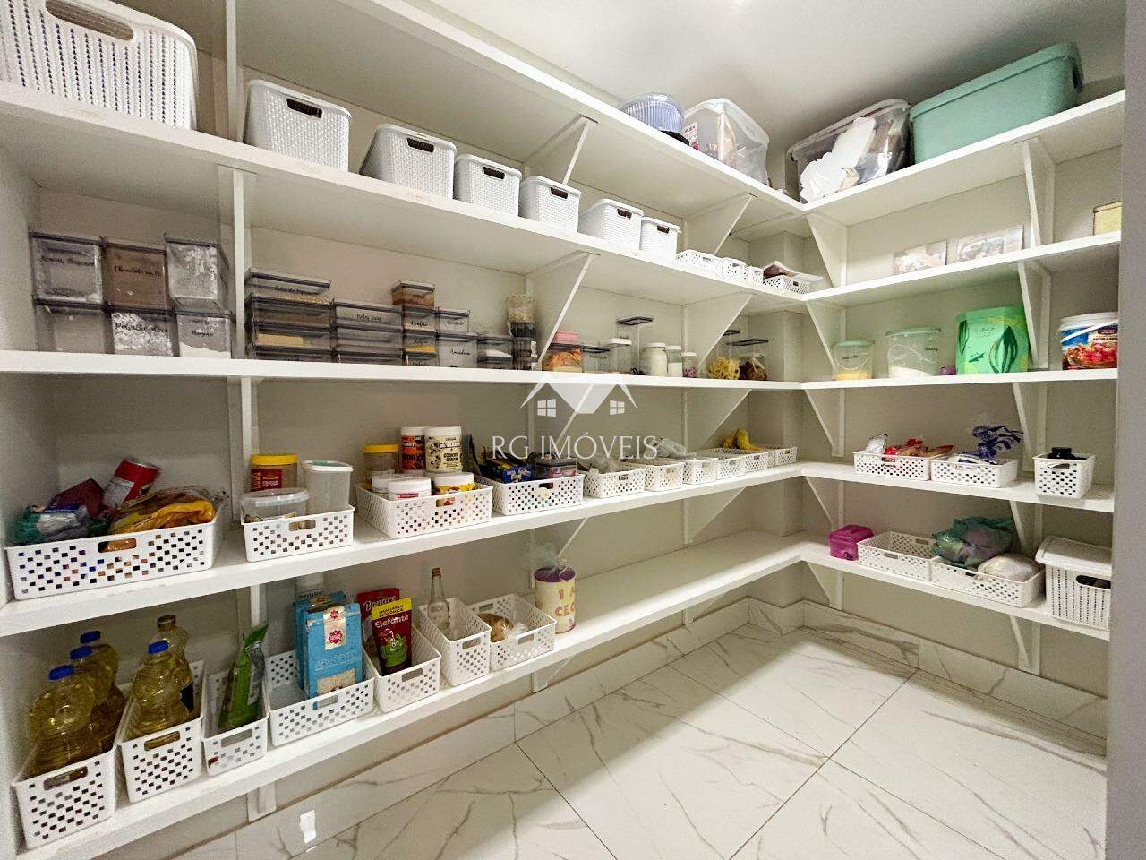 Casa de Condomínio à venda com 4 quartos, 477m² - Foto 11