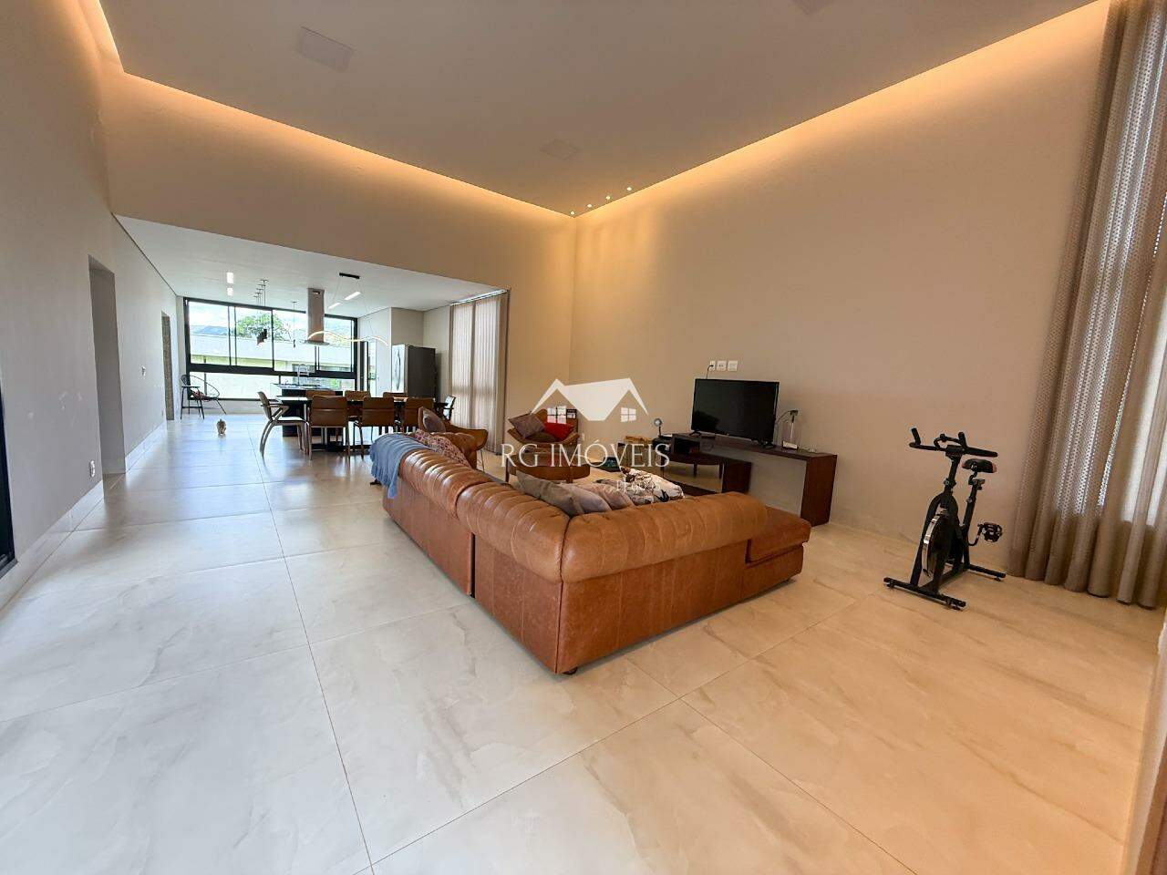 Casa de Condomínio à venda com 4 quartos, 495m² - Foto 4
