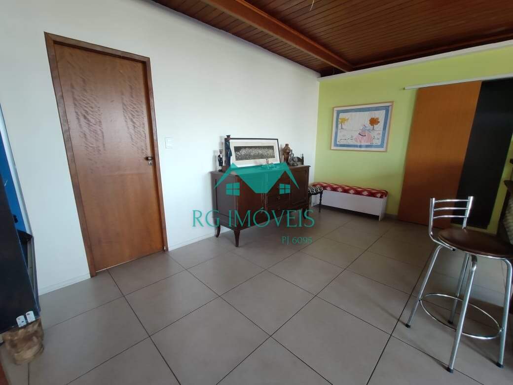 Casa, 6 quartos, 360 m² - Foto 10