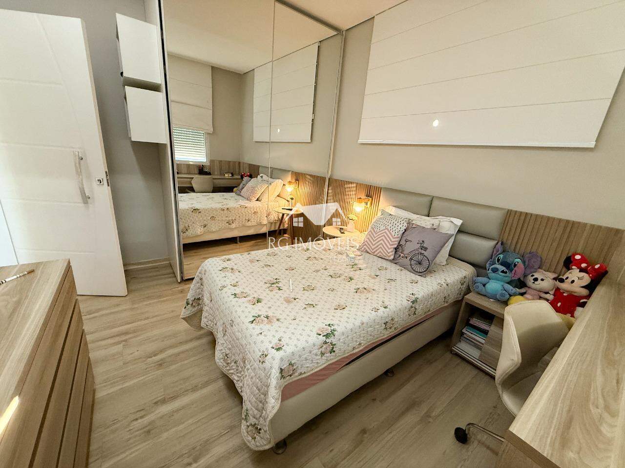 Casa à venda com 3 quartos, 230m² - Foto 18