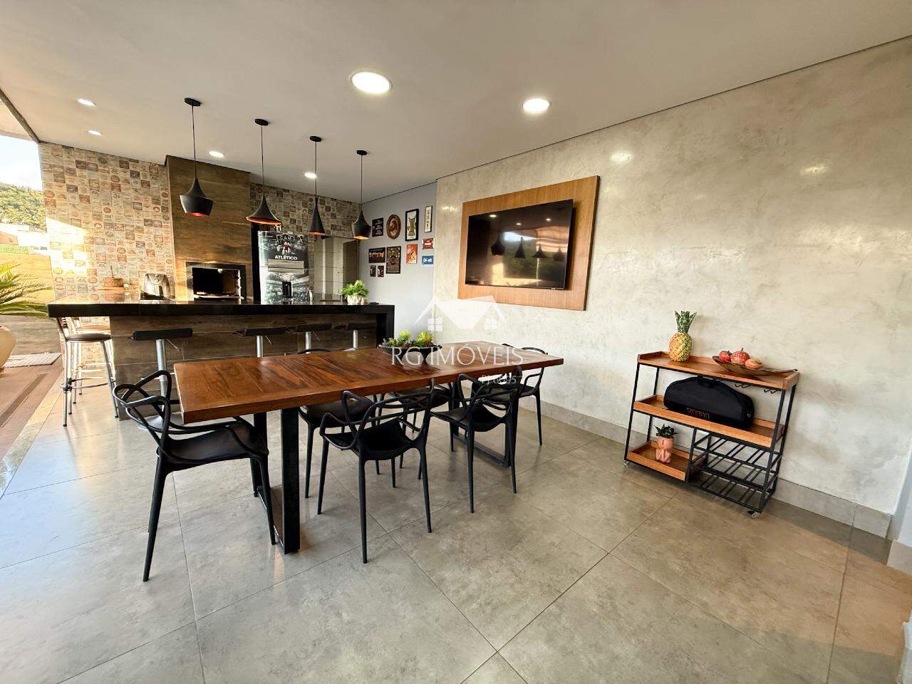 Casa à venda com 3 quartos, 230m² - Foto 25