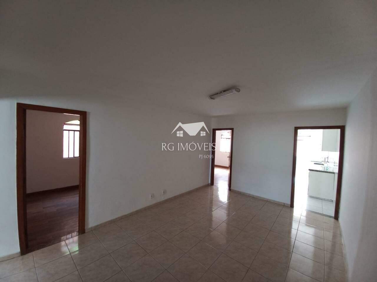 Casa à venda com 3 quartos, 240m² - Foto 13