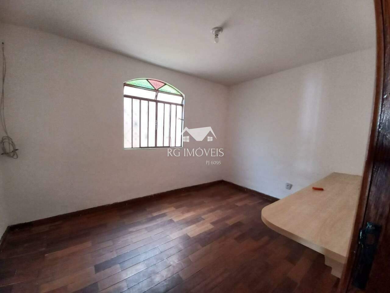 Casa à venda com 3 quartos, 240m² - Foto 17