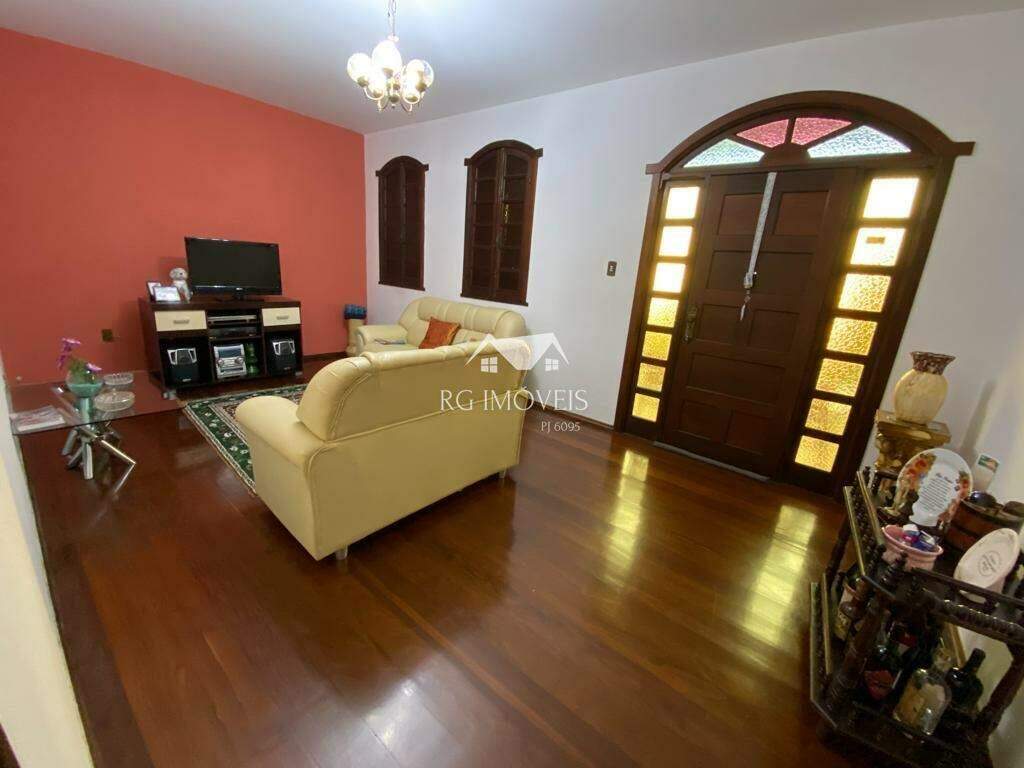 Casa à venda com 3 quartos, 352m² - Foto 5