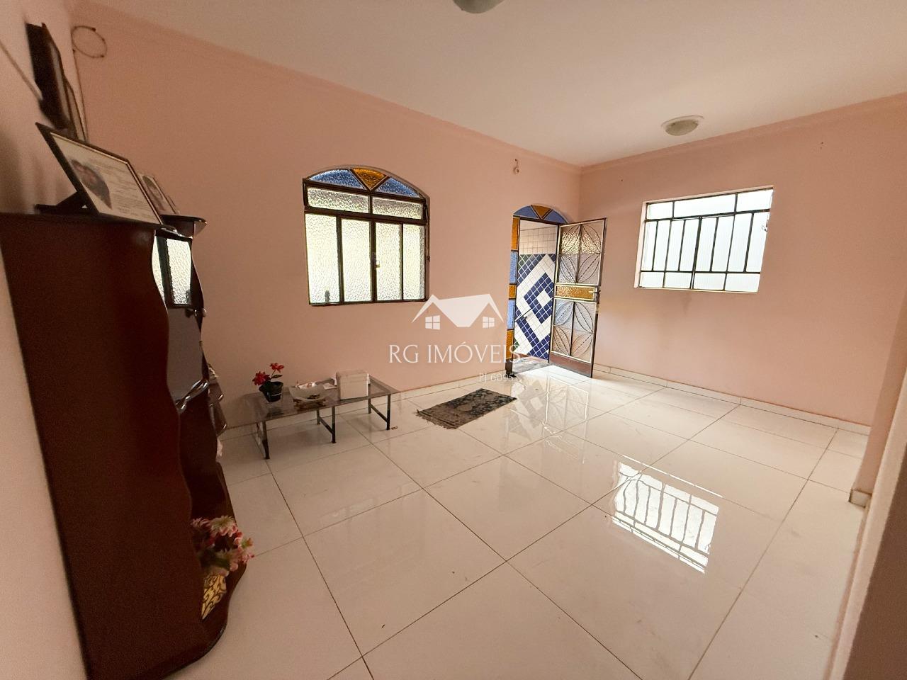 Casa, 3 quartos, 348 m² - Foto 3