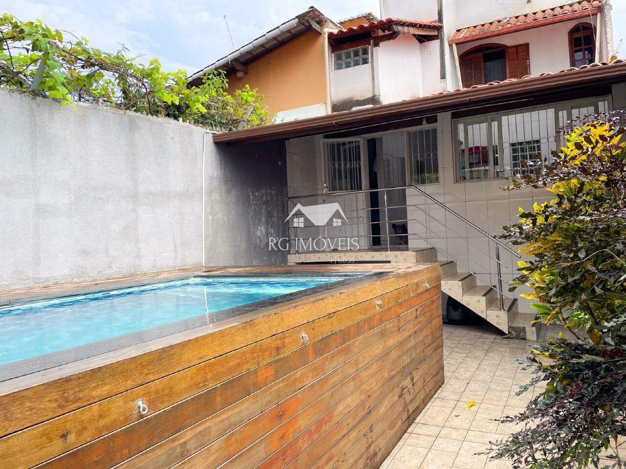 Casa à venda com 3 quartos, 243m² - Foto 19