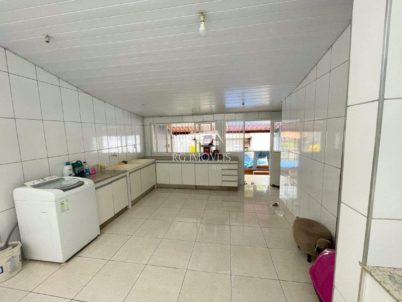 Casa à venda com 3 quartos, 243m² - Foto 8