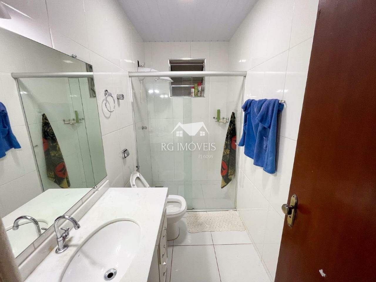 Casa à venda com 3 quartos, 243m² - Foto 5