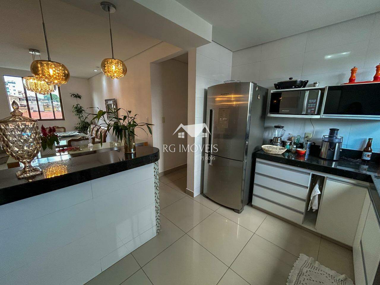 Cobertura à venda com 4 quartos, 180m² - Foto 7