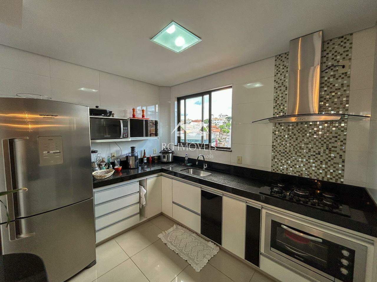 Cobertura à venda com 4 quartos, 180m² - Foto 6