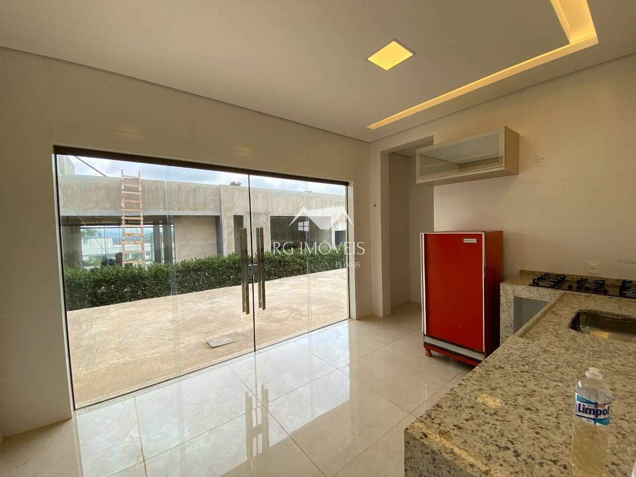 Casa de Condomínio para alugar com 4 quartos, 425m² - Foto 12