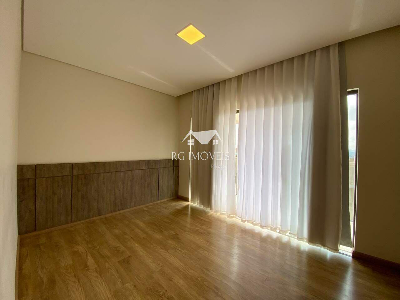 Casa de Condomínio para alugar com 4 quartos, 425m² - Foto 23