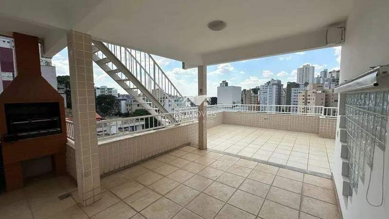 Cobertura à venda com 3 quartos, 240m² - Foto 3