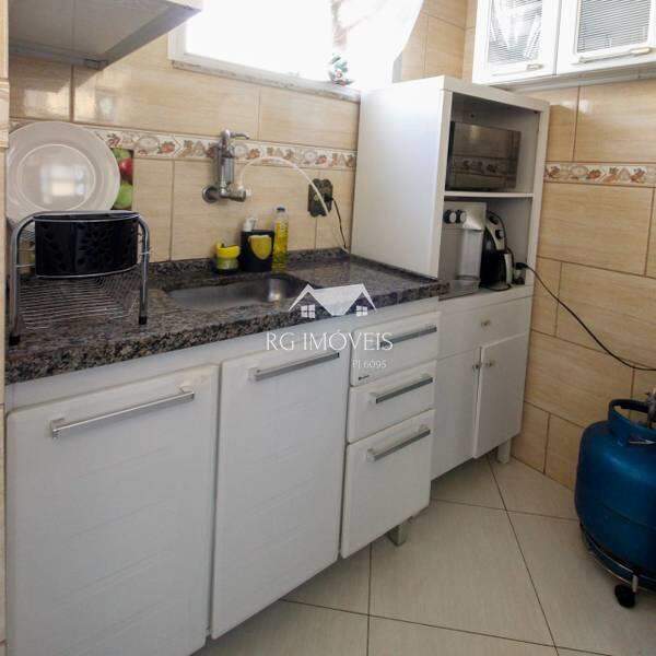 Apartamento à venda com 2 quartos, 50m² - Foto 12