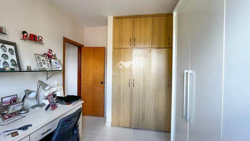 Apartamento à venda com 3 quartos, 120m² - Foto 11