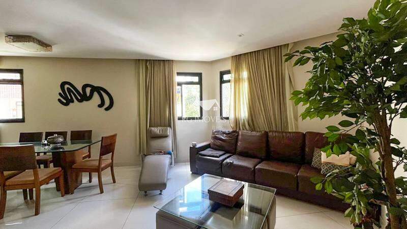 Apartamento à venda com 3 quartos, 120m² - Foto 2