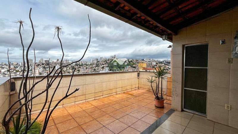 Cobertura à venda com 2 quartos, 120m² - Foto 3