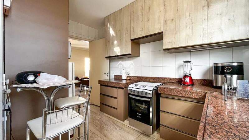 Cobertura à venda com 5 quartos, 240m² - Foto 12