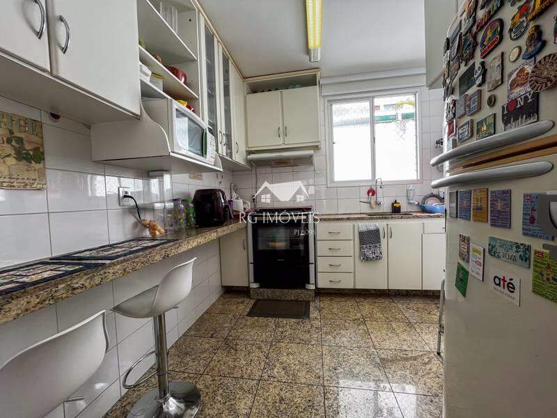 Apartamento à venda com 4 quartos, 130m² - Foto 11