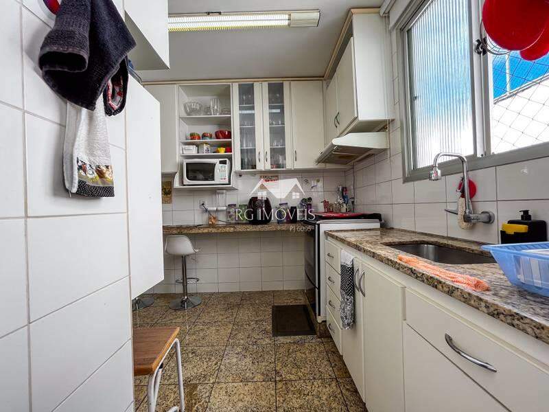 Apartamento à venda com 4 quartos, 130m² - Foto 12