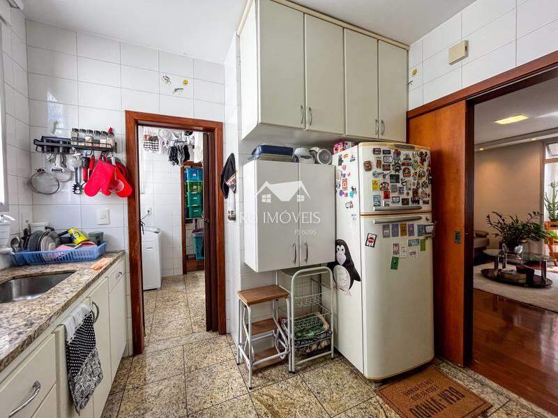 Apartamento à venda com 4 quartos, 130m² - Foto 14