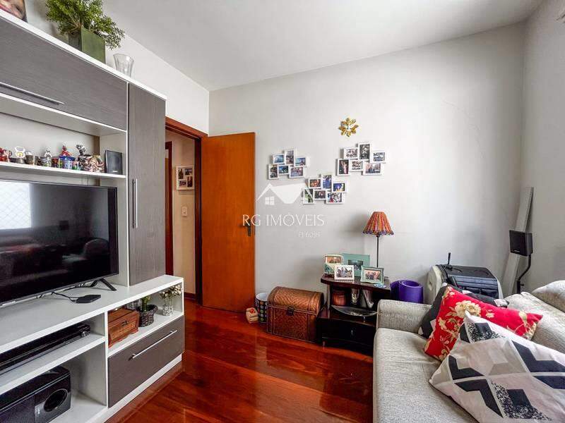 Apartamento à venda com 4 quartos, 130m² - Foto 21