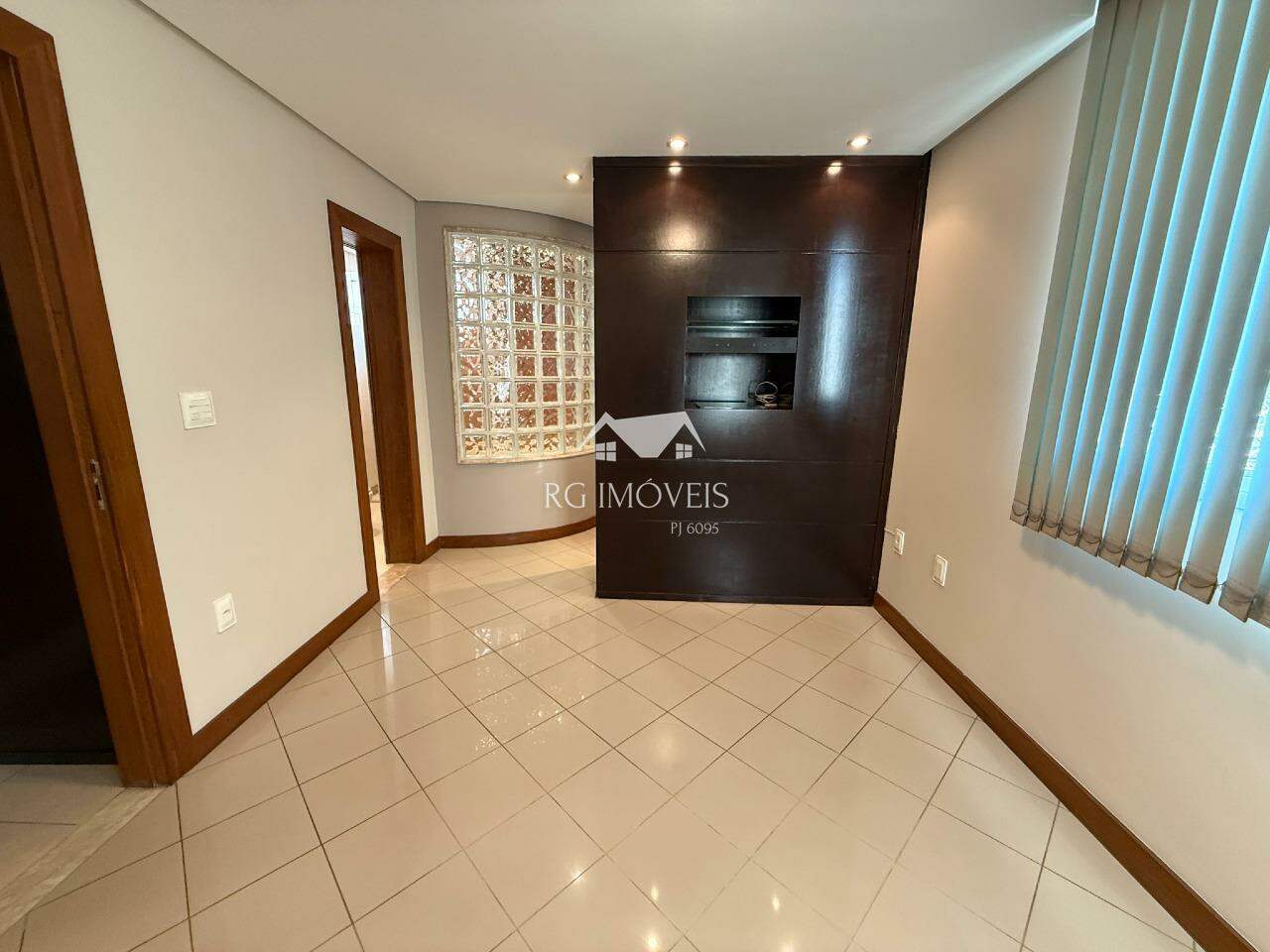 Cobertura para alugar com 2 quartos, 180m² - Foto 23