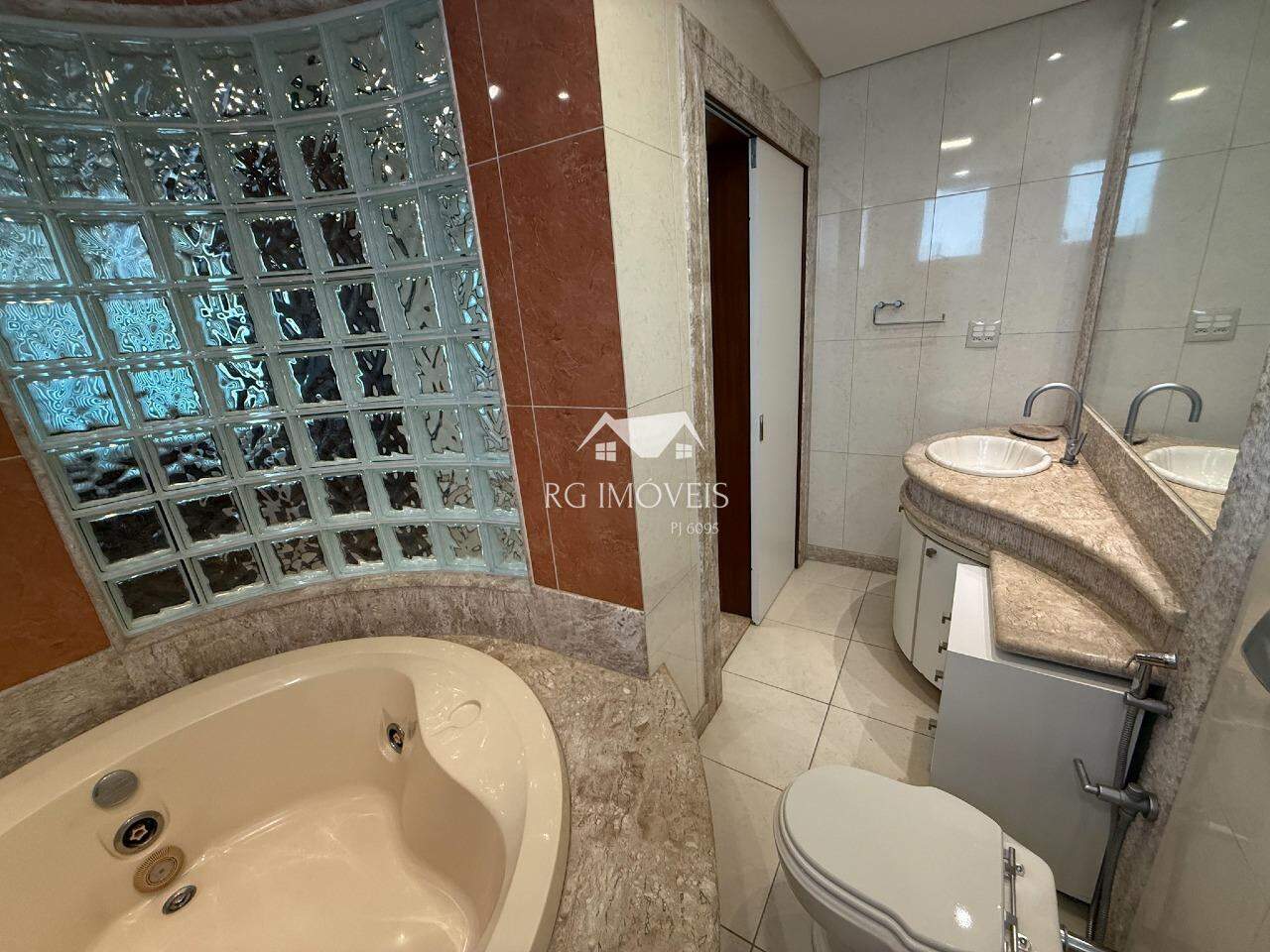 Cobertura para alugar com 2 quartos, 180m² - Foto 25
