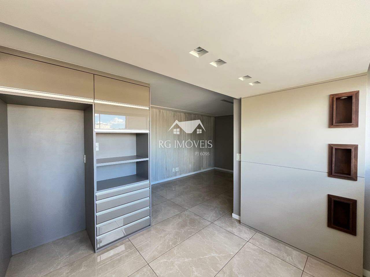Apartamento para alugar com 3 quartos, 65m² - Foto 3
